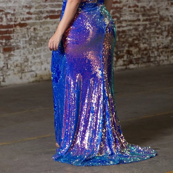 Plus Size V-Neck Sheath Shape Prom Dress CDS393C - Picture 5 of 7